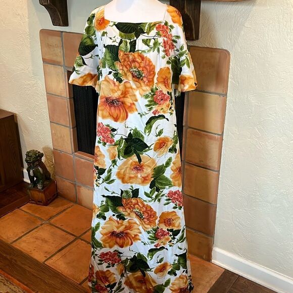 Vintage Hilo Hattie’s Hawaiian Floral Mumu, size 18 - Picture 1 of 9